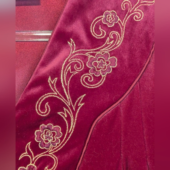 Cinema Etoile 1X Velour Embroidered Robe Red With Pockets & Zipper - Picture 7 of 15